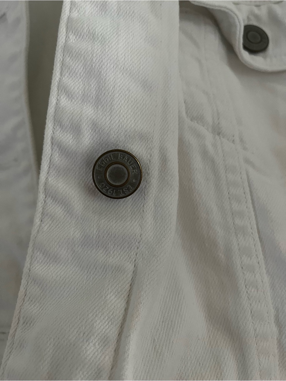 Eddie Bauer White Denim Button Jacket - Picture 2 of 10